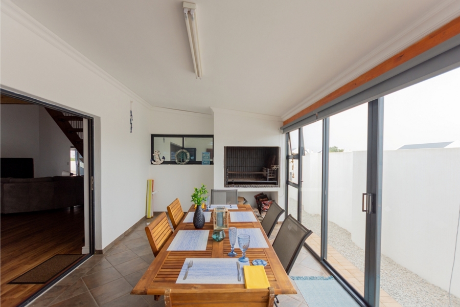 3 Bedroom Property for Sale in Britannia Bay Western Cape